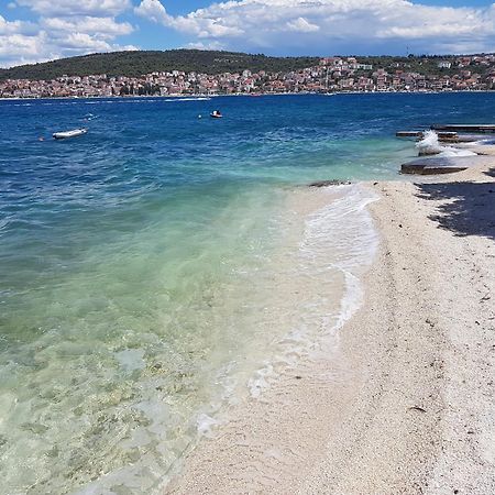 Apartment Tihana Trogir Exterior photo