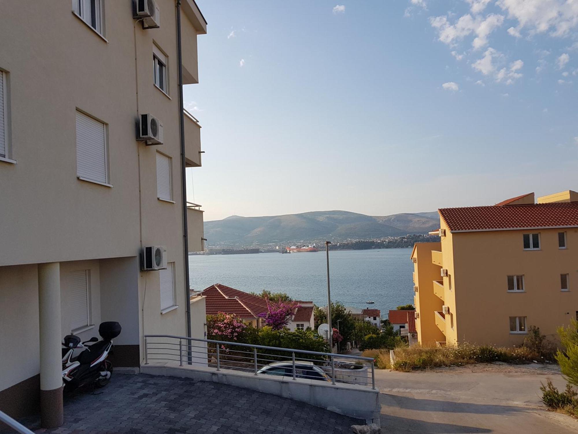 Apartment Tihana Trogir Exterior photo