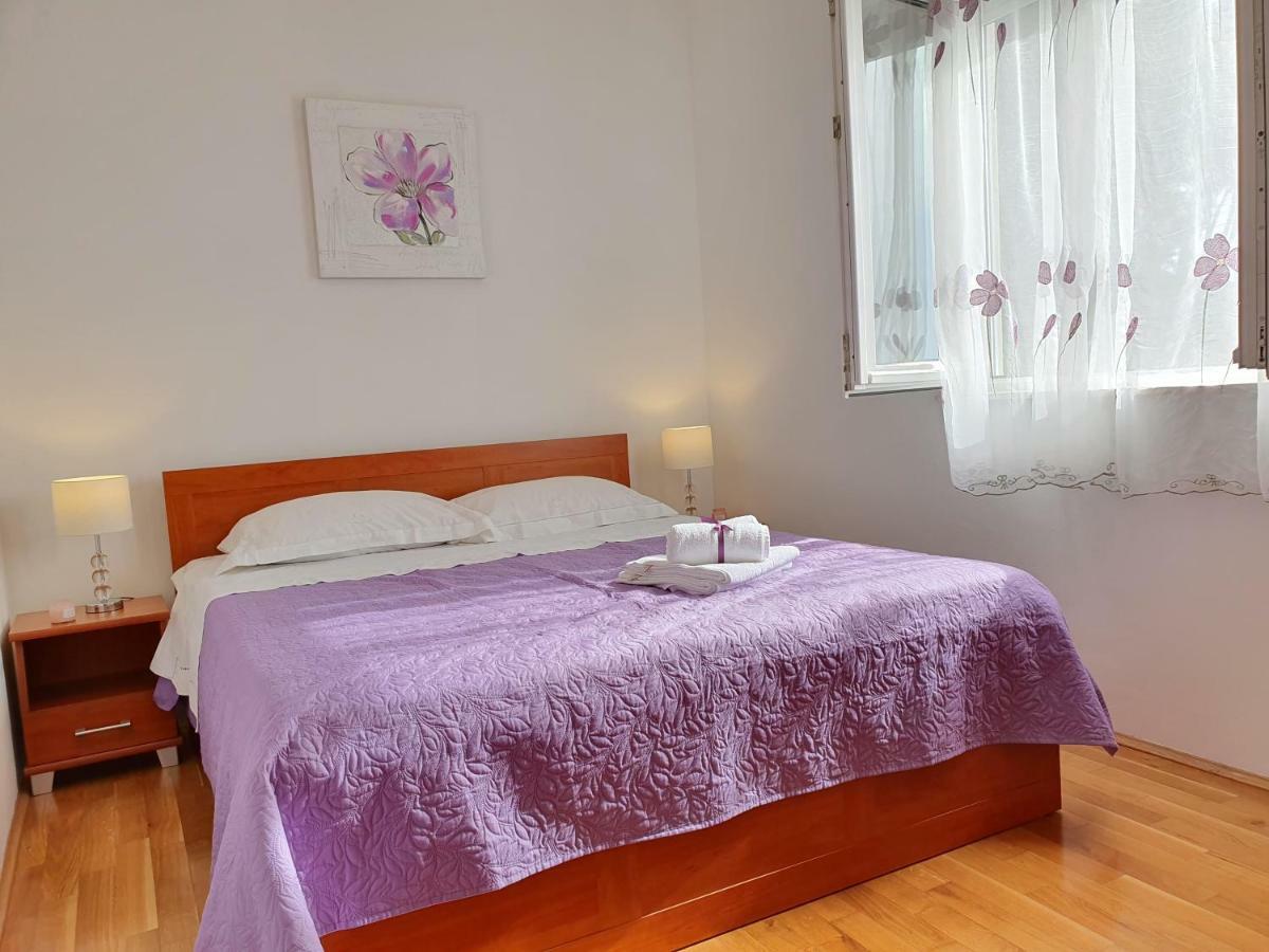 Apartment Tihana Trogir Exterior photo