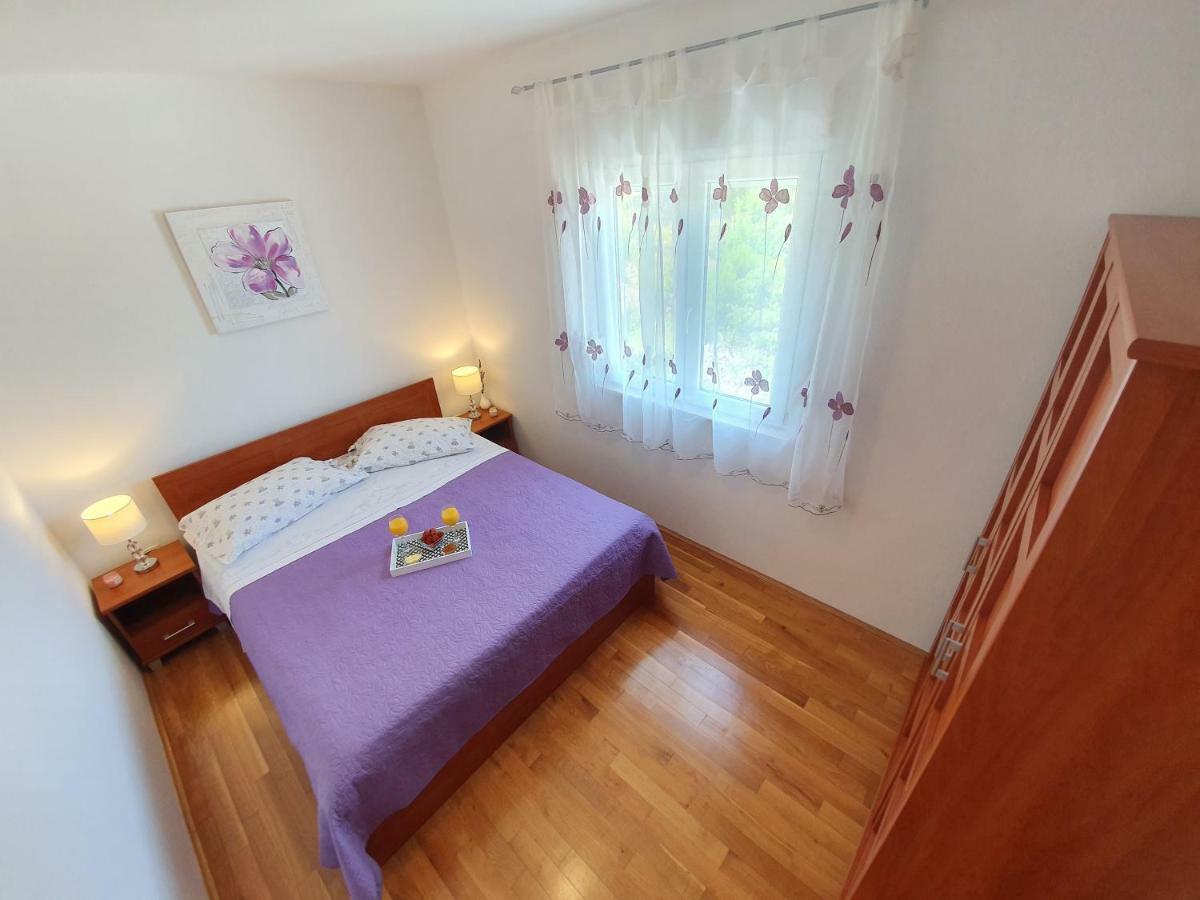 Apartment Tihana Trogir Exterior photo